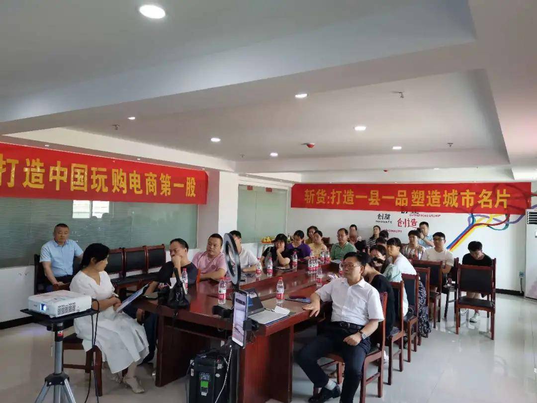 南陽e動人才網_南陽e動人才網官網_南陽e動人才網 翟珍珍