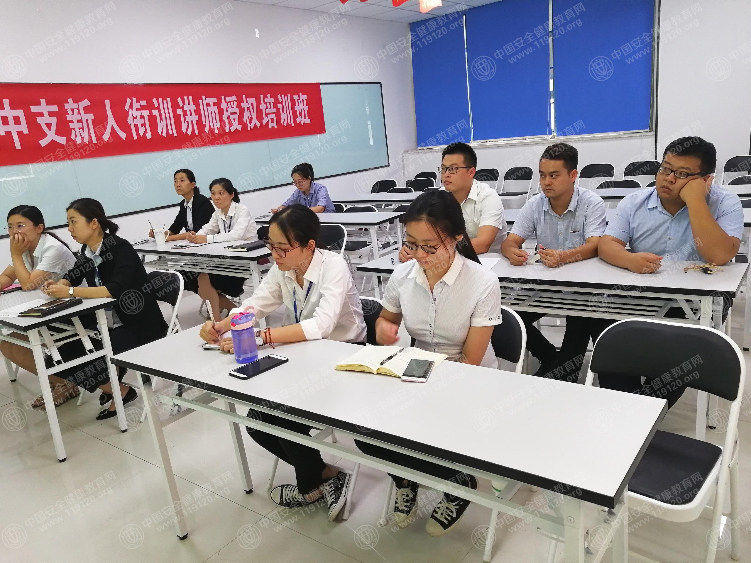 評茶師和品茶師_高級保險經濟師評聘條件_excel高級篩選條件區域 或者條件