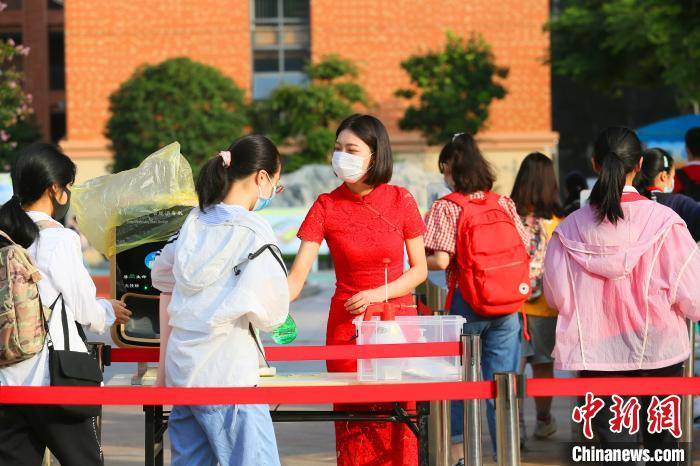 湖北教育考試 教材中心_湖北教育考試院_湖北教育考試信息網(wǎng)