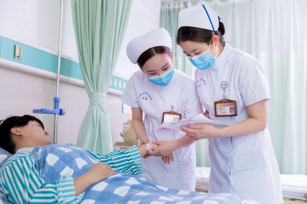 中華護士網_中華古玩網中華板雕_中華古玩網官網