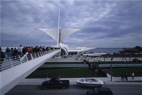 密爾沃基美術博物館