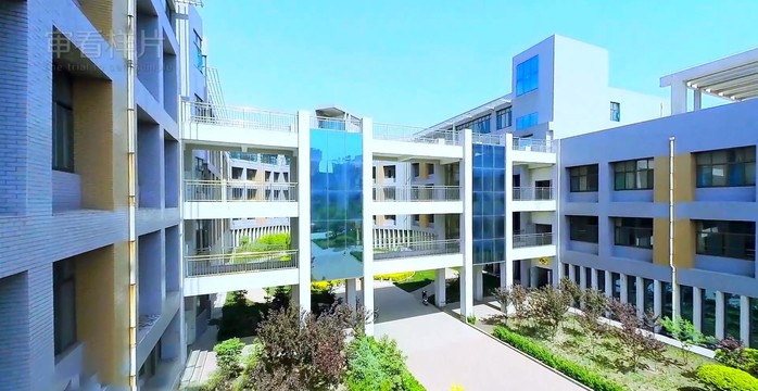 呂梁學院環(huán)境怎么樣(呂梁學院離市區(qū)遠嗎)