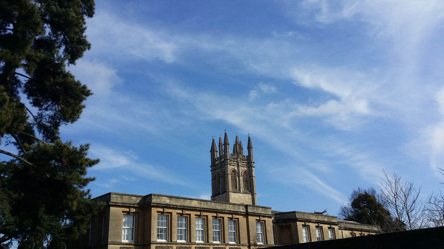 曲靖市牛津幼兒園學(xué)費(fèi)_牛津國(guó)際公學(xué)常州學(xué)校學(xué)費(fèi)_牛津大學(xué)學(xué)費(fèi)