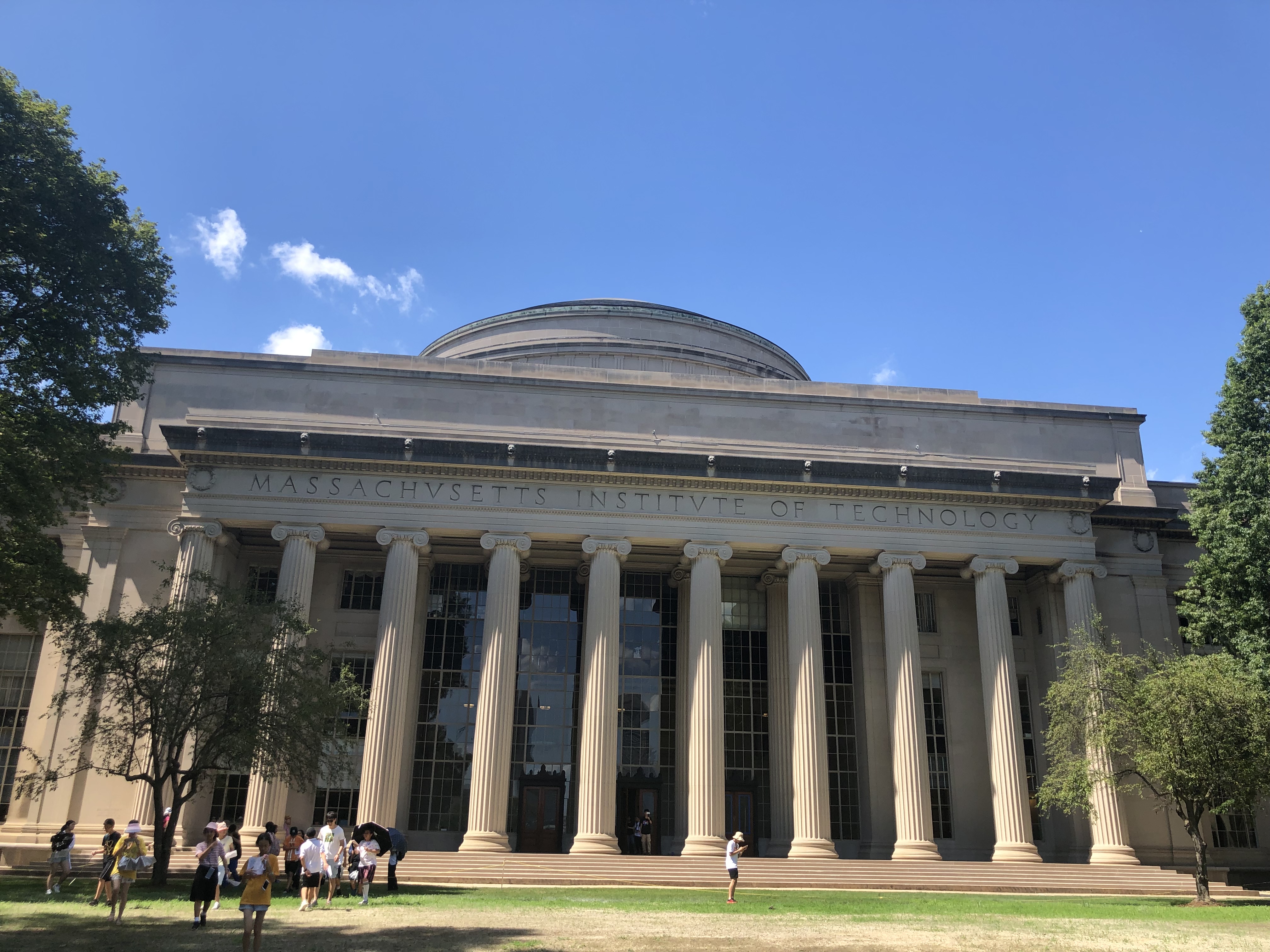 麻省理工大學(xué)在哪_美國(guó)麻省大學(xué)醫(yī)學(xué)院如何_麻省大學(xué)