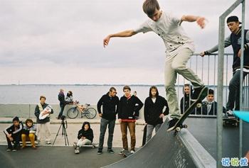 關(guān)于熱愛生命的名人的故事