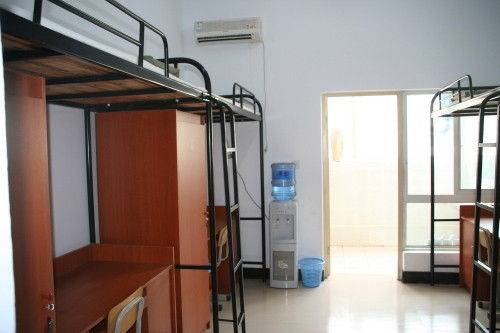 鄭州防空兵學院彈炮體專業咱樣_武漢水利電力學院桂加樣_文華學院怎么樣