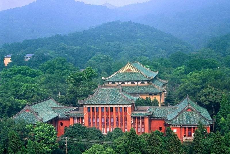 公務員放棄資格復審_保送生放棄保送資格_湖南大學怎么樣