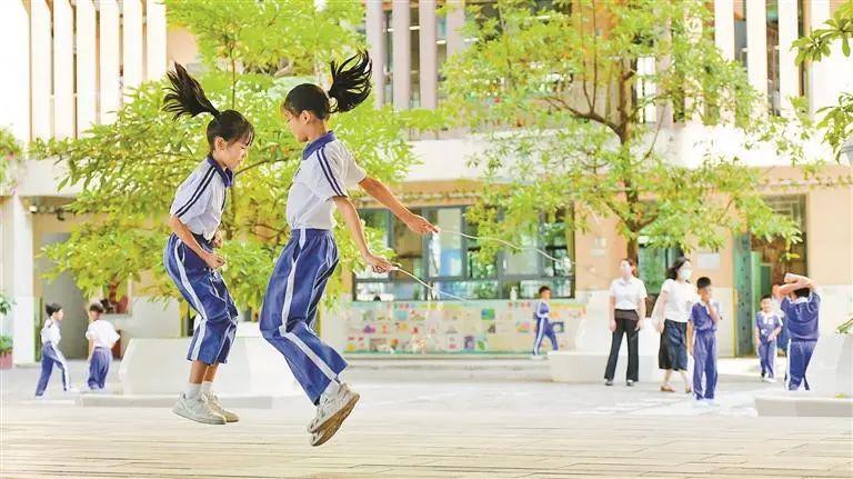 深圳公辦高中收費嗎_深圳公辦普通高中_深圳有多少間公辦高中