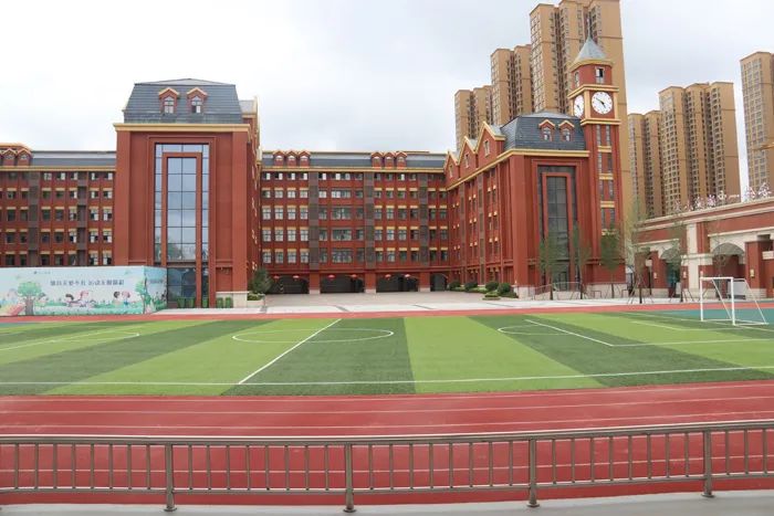 一中中學湖濱市校區地址_湖濱中學與市一中_湖濱中學新初一名單