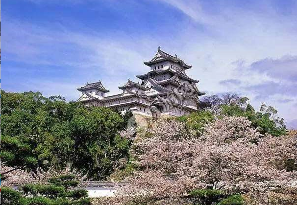 武漢大學學費_武漢大學的學費_武漢大學每學期學費