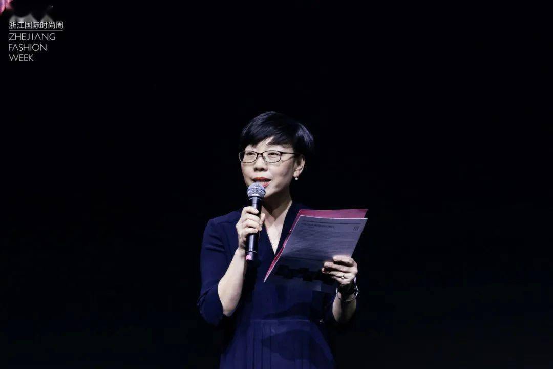 浙江省藝術(shù)職業(yè)學(xué)院_浙江藝術(shù)職業(yè)學(xué)院學(xué)校_浙江藝術(shù)職業(yè)學(xué)院百度貼吧