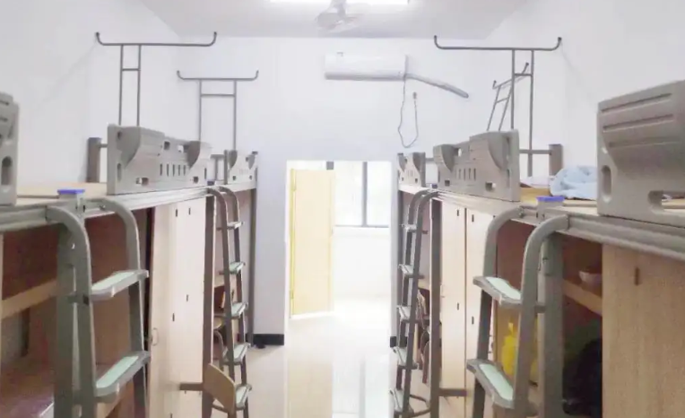 湖南吉利汽車職業技術學院宿舍條件怎么樣?有空調嗎(宿舍圖片)