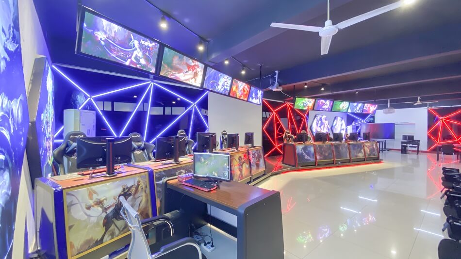 四川新華電腦學院廣告傳媒實訓中心