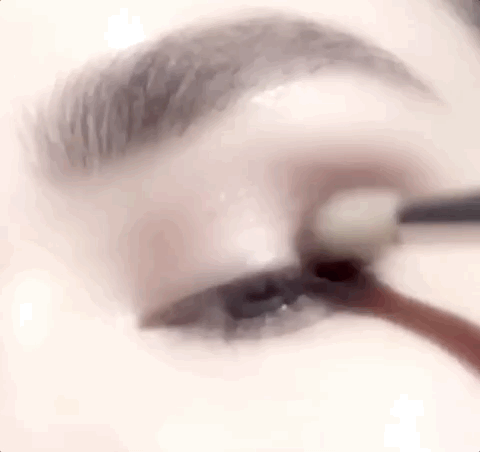 美妝博主品牌優勢_彩妝造型設計_化妝師自創彩妝品牌