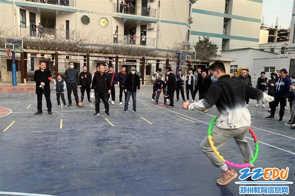 3 “螃蟹賽跑”點燃全場